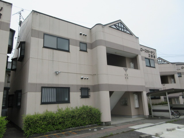 ローズガーデン三番館