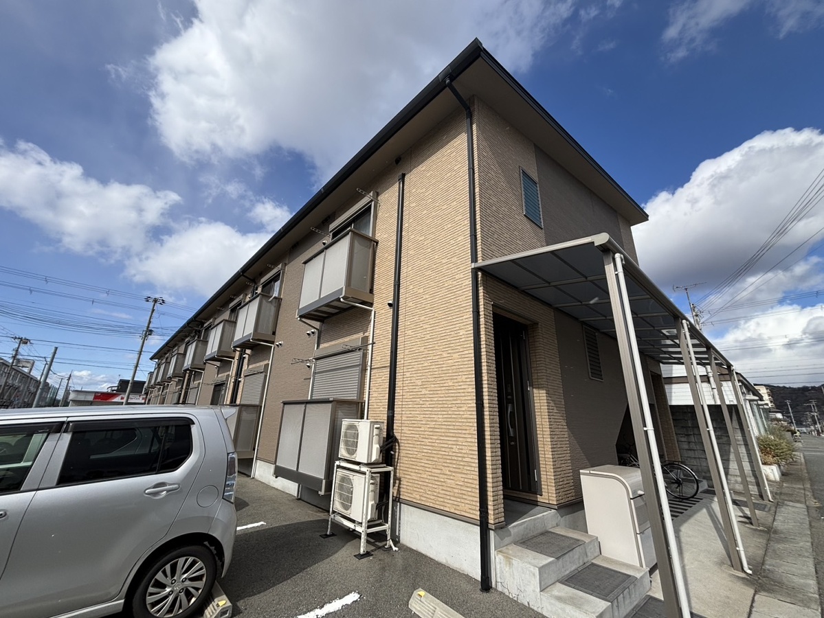 エトランス小松町Ａ