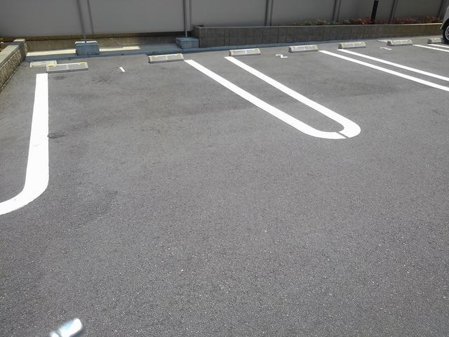 駐車場 写真13