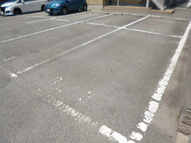 駐車場 写真5
