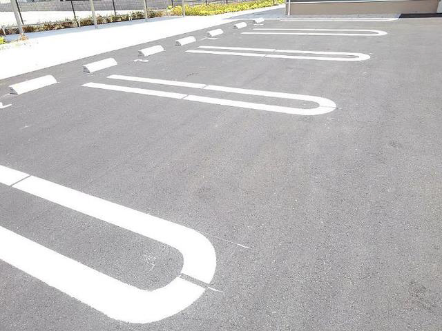 駐車場 写真12