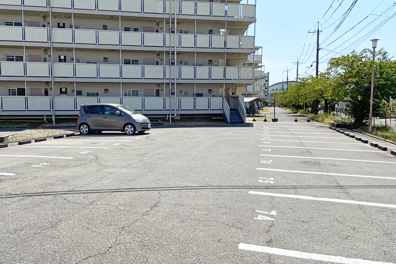 駐車場 写真12