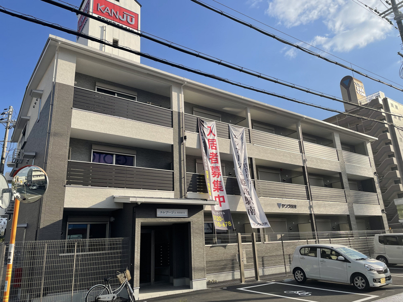 物件番号:1055429238 亀山駅徒歩13分！人気オートロック付きの充実した設備完備！