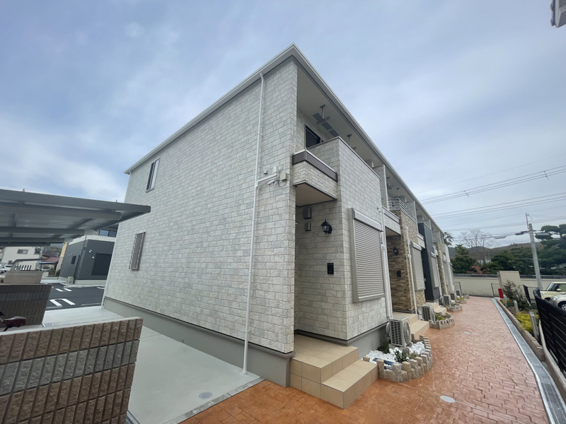 メゾングレーヌ塩屋B