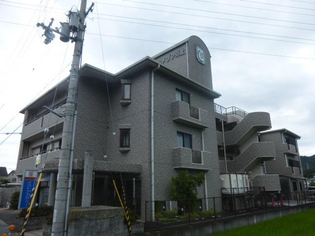 ロイヤルメゾン草上