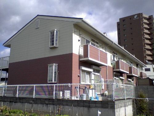 サンパレス安室