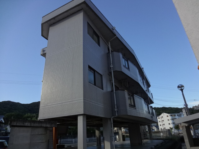 ハイツ日山