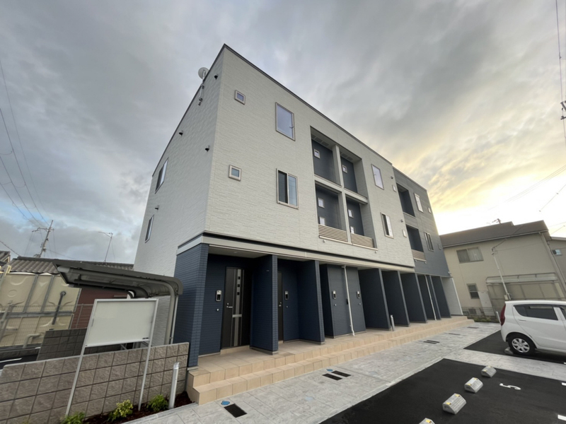 物件番号:1128379998 インターネット無料物件!人気の都市ガス!便利な宅配BOX付き!