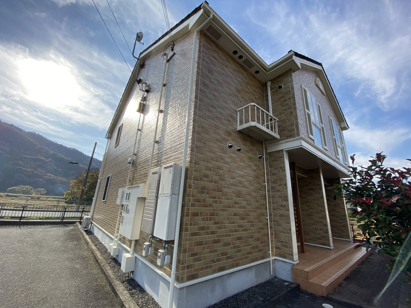 メゾン　ド　セゾンＢ