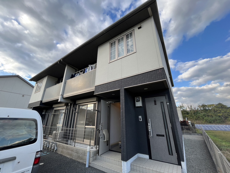 フェリア山崎　B棟