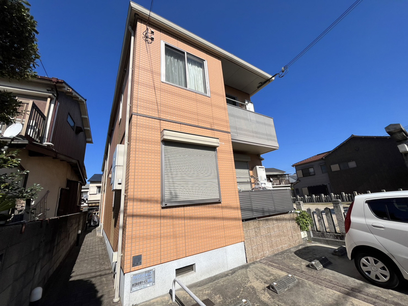 ファミール伊伝居