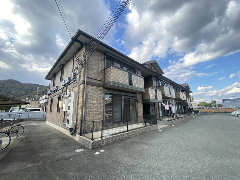 セジュール砥堀 A棟