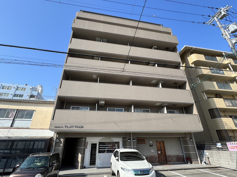 フラットフォー