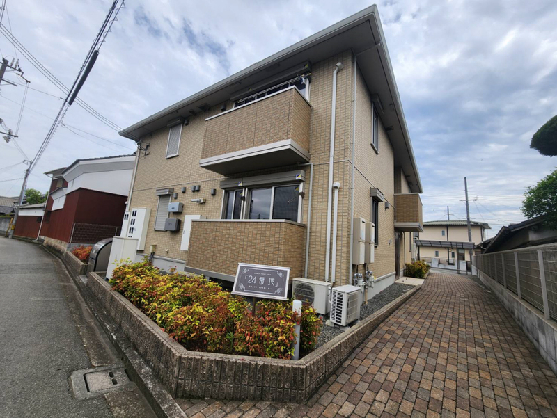 ２４番地