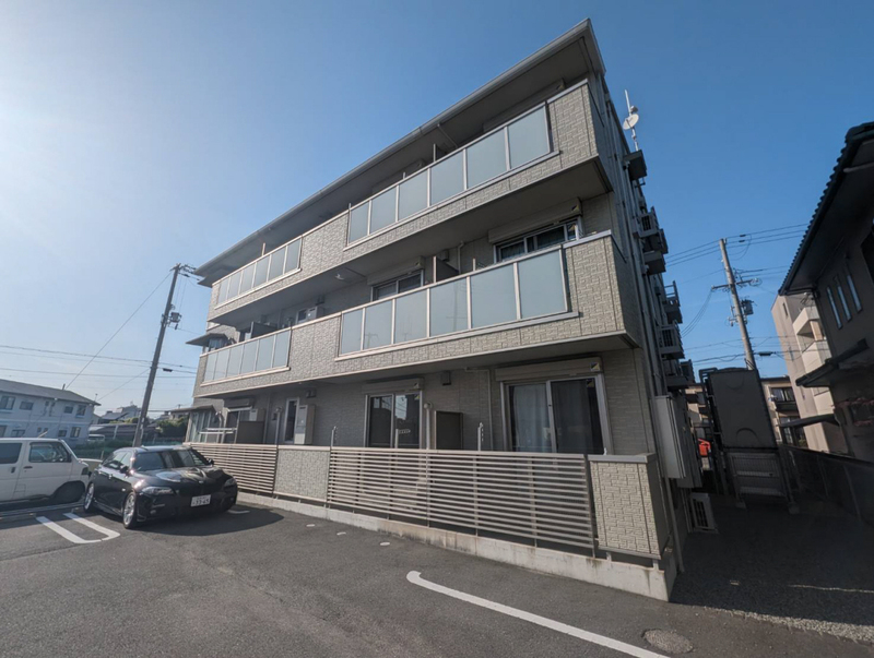 サニーホームズ