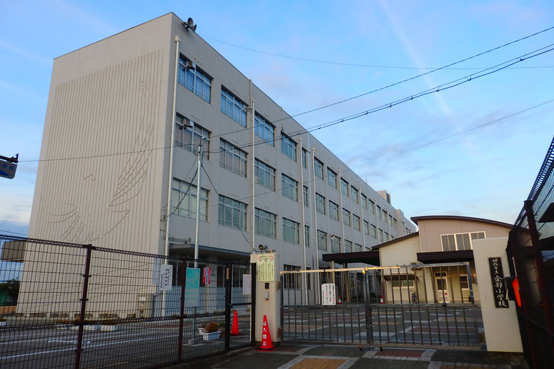 余部小学校まで888m (徒歩12分) 写真21