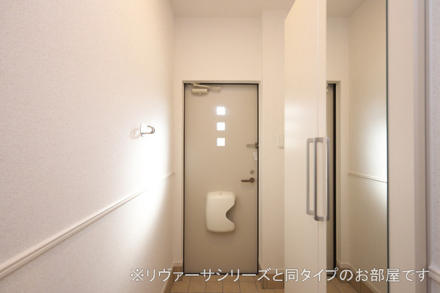 玄関 写真7