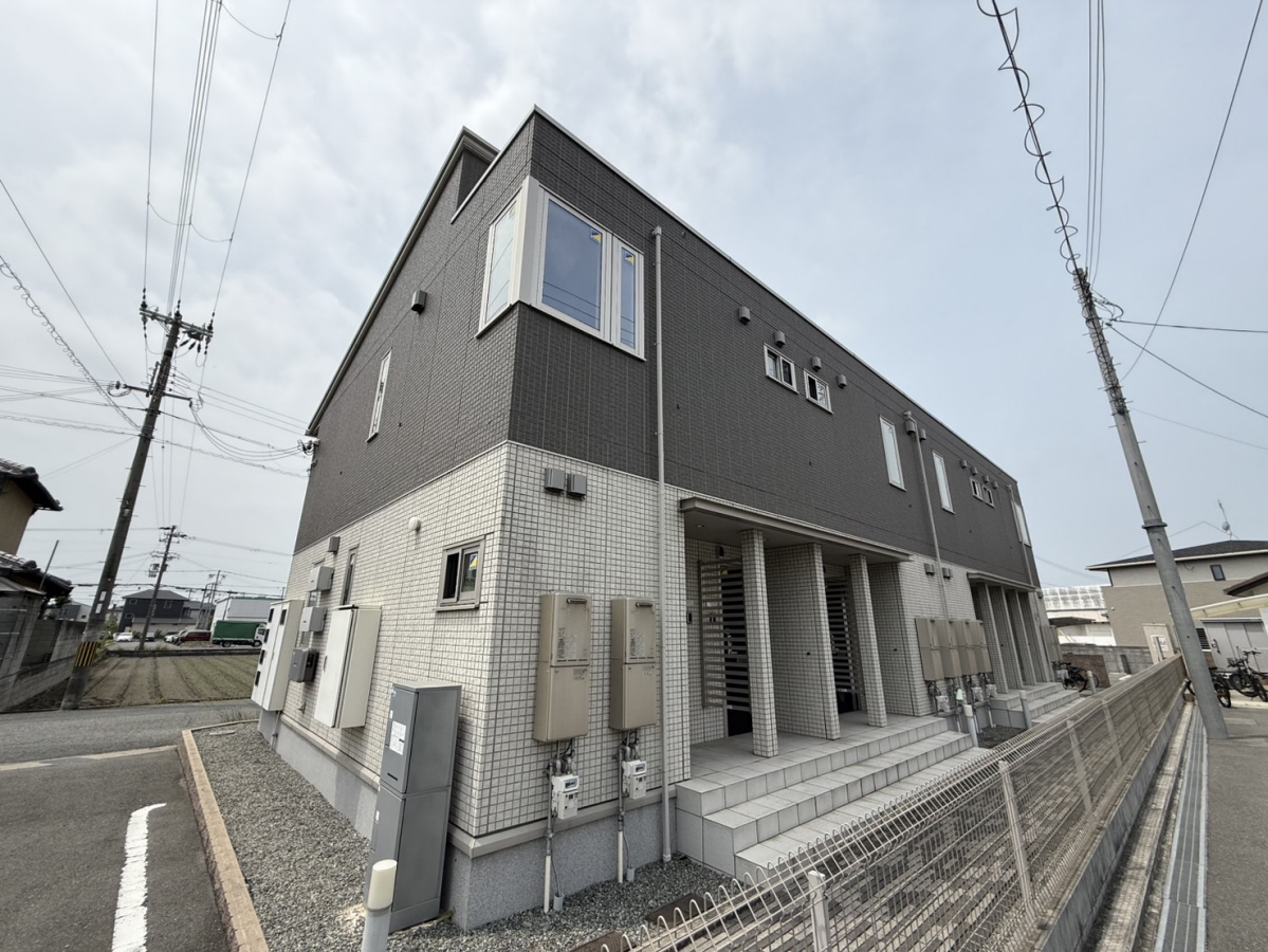 プラムコート