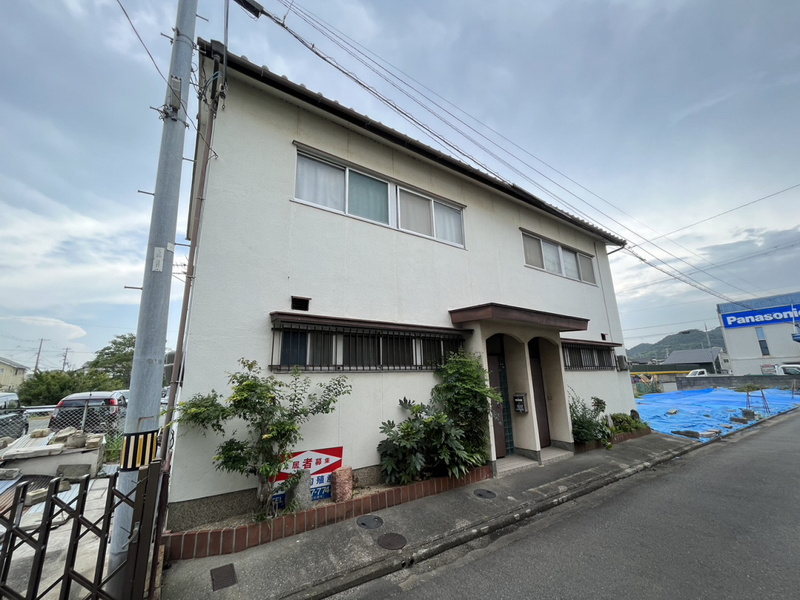 土山二戸一貸家