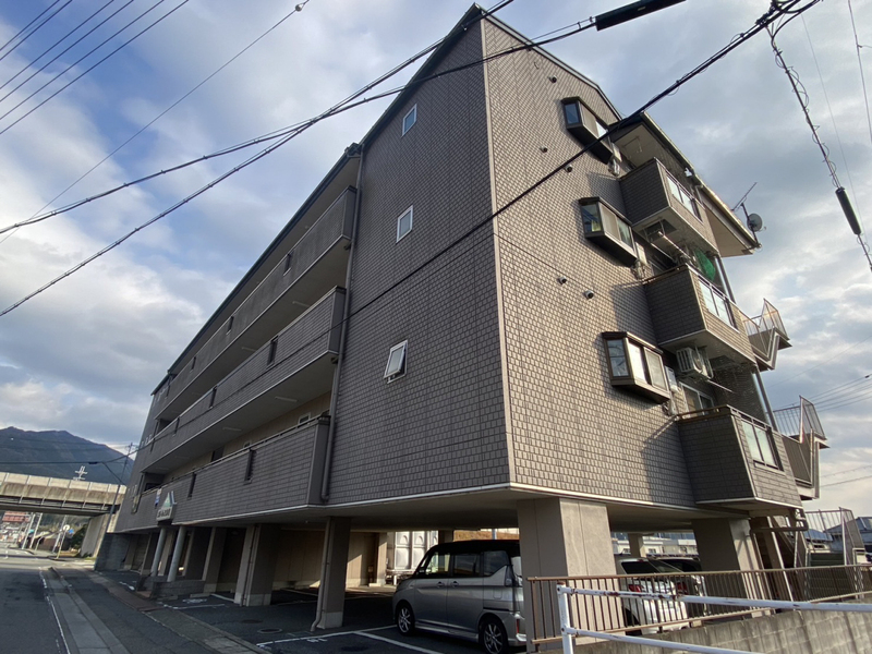 メトレス神崎