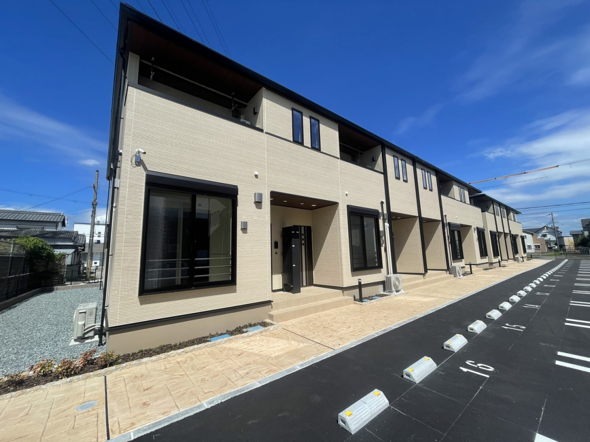 エスパスリッシュ田井　B