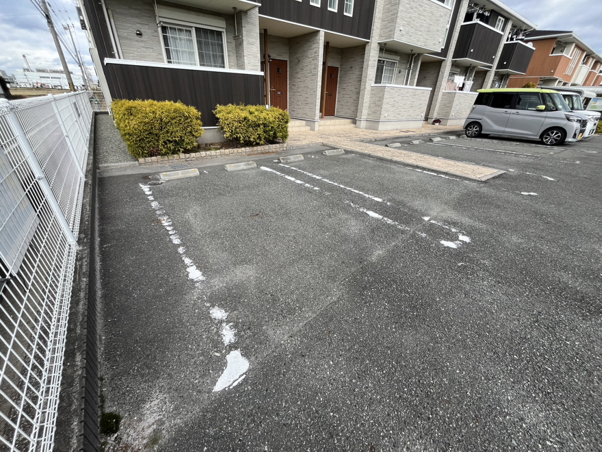 駐車場 写真4