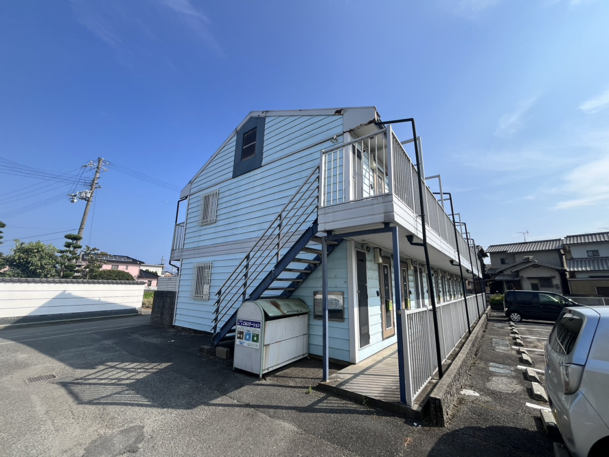 エクシブ津市場