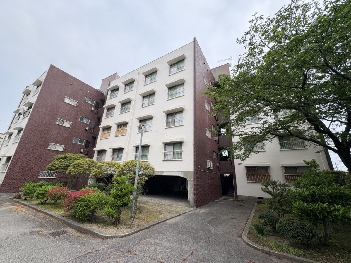 北河原マンションA棟