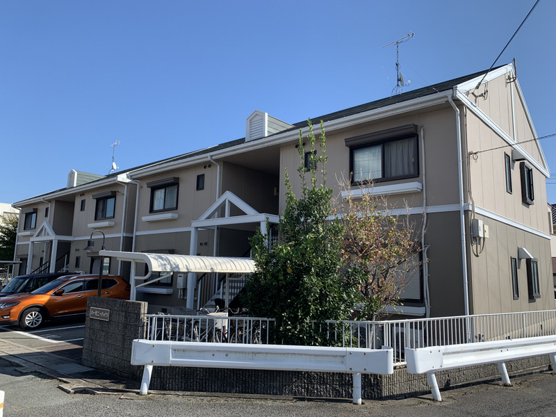 ハーモニーハイツ　A棟