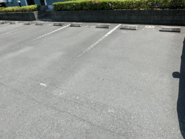 駐車場 写真4