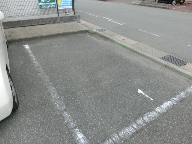 駐車場 写真32