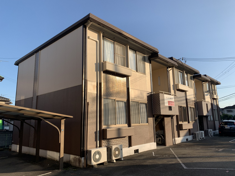 アーバン御国野