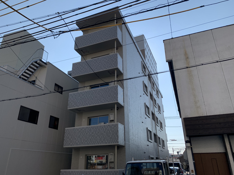 伸輝