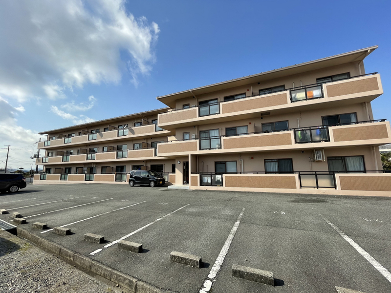 ヌーベ・ゆらの