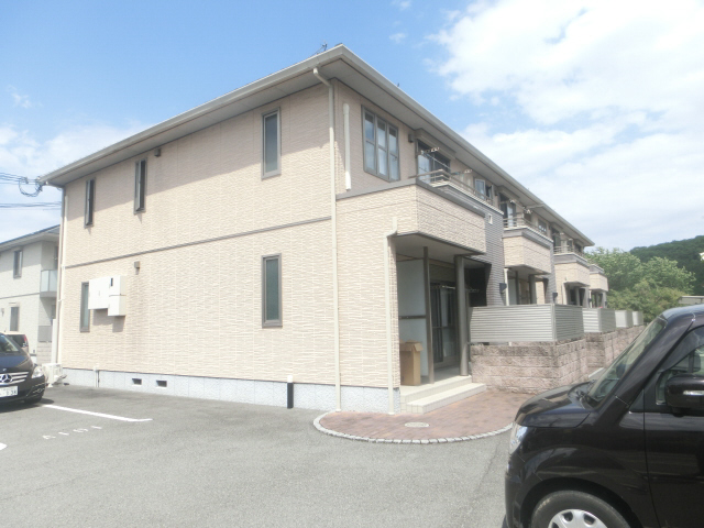 ヴィラーチェ砥堀　A棟