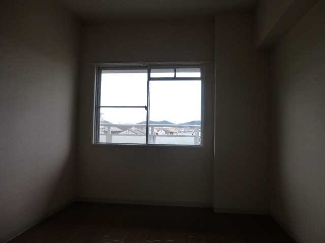 居室 写真8