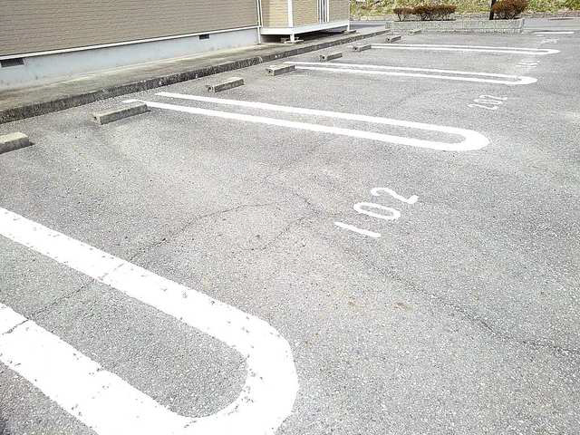 駐車場 写真14