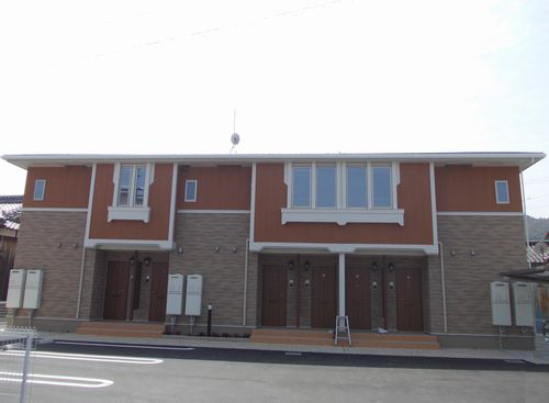 物件番号:1058310316 敷金・礼金0円。御着駅徒歩圏内。コンビニも徒歩圏内で生活便利です。