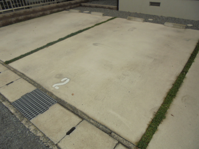 駐車場 写真3