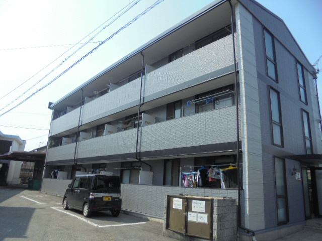 クリスタルAウエスト