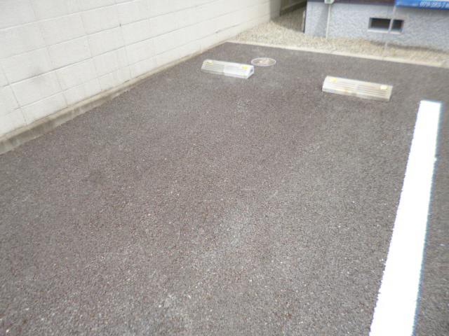 駐車場 写真3