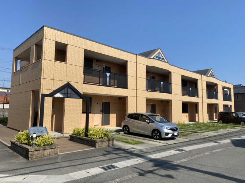 ストーク　ミヤタ