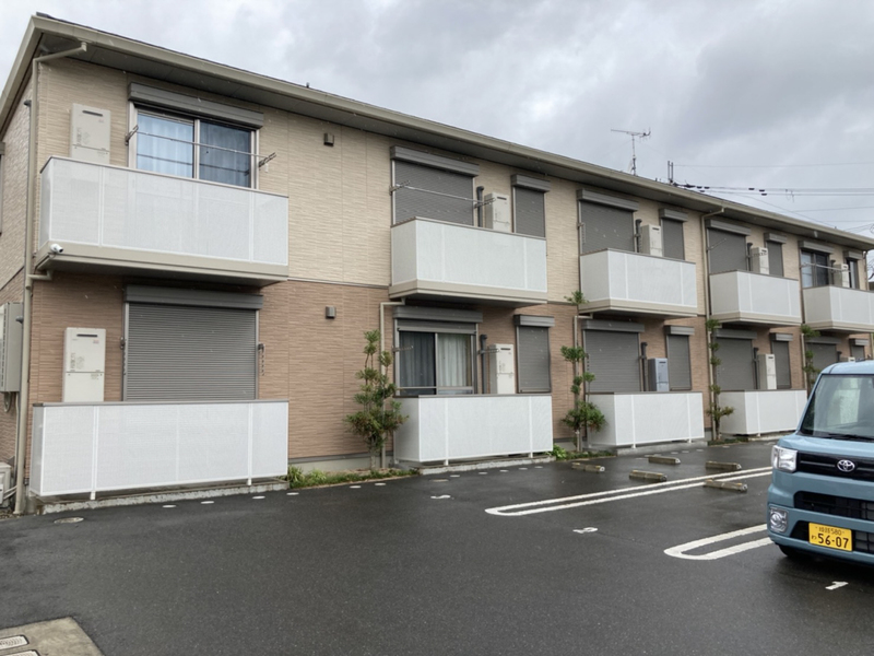 物件番号:1058347449 駐車場１台込の賃料。セブンイレブンが近くにあります。エコジョーズ搭載物件。