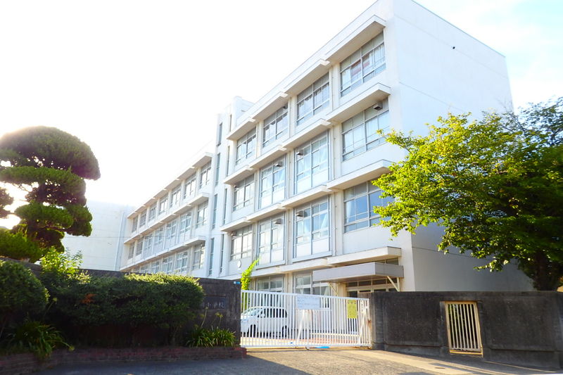 高岡小学校まで614m (徒歩8分) 写真21