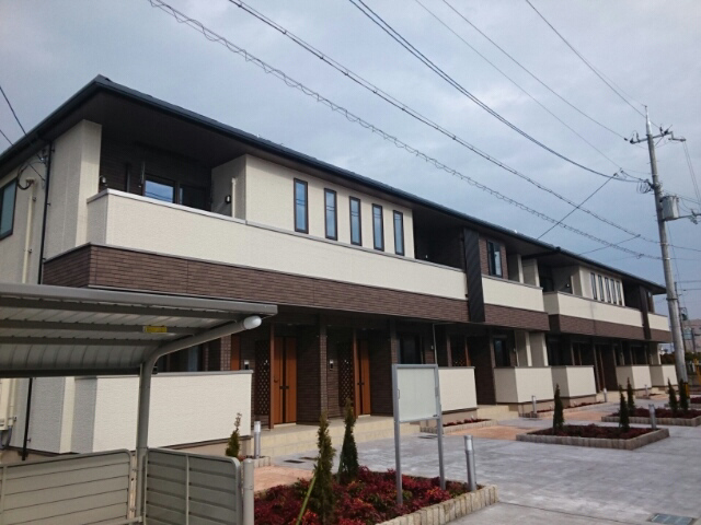 物件番号:1128349790 香呂駅徒歩5分!スーパー徒歩圏内にあって生活便利。ネット無料です。