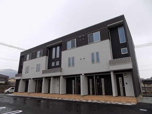 物件番号:1058306260 都市ガスの新築物件！インターネット無料。閑静な住宅街で新婚様にオススメ。