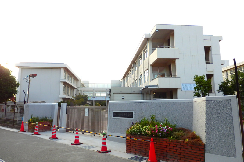 飾磨西中学校まで753m (徒歩10分) 写真22