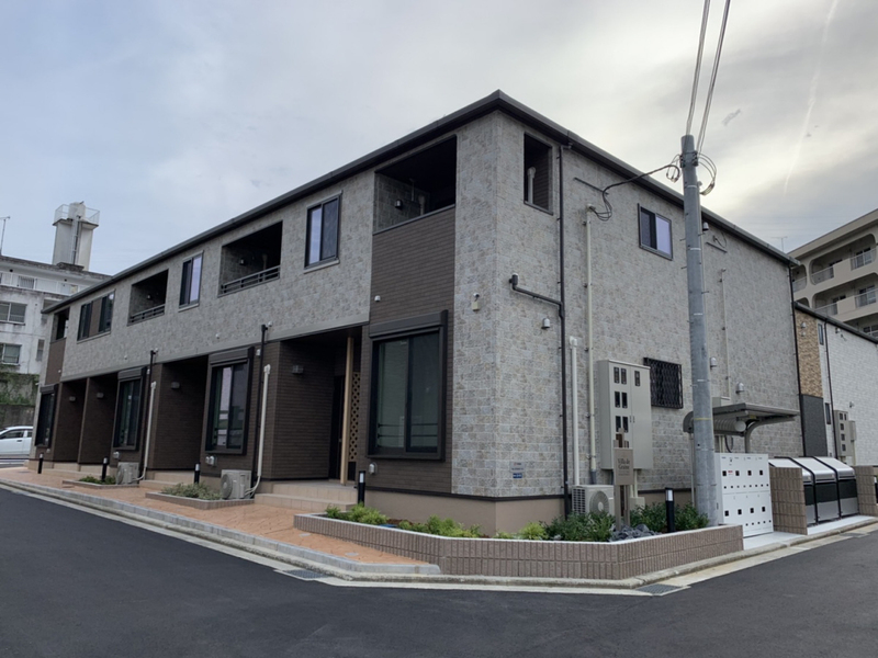 ヴィラドゥグレーヌ梅ケ谷　D棟