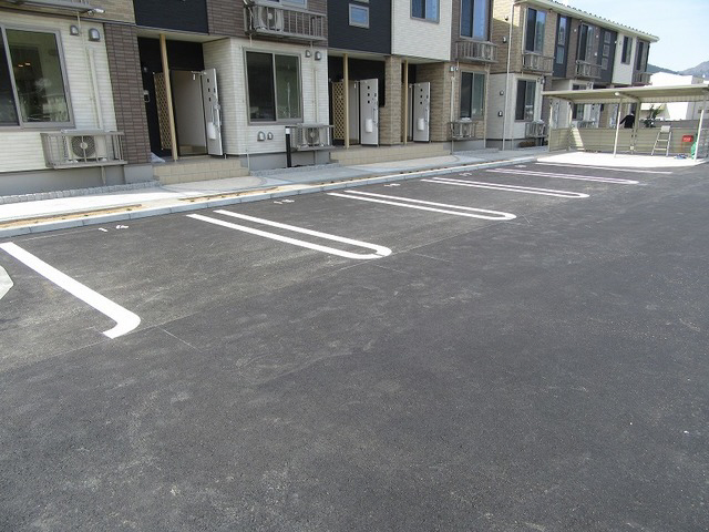 駐車場 写真12