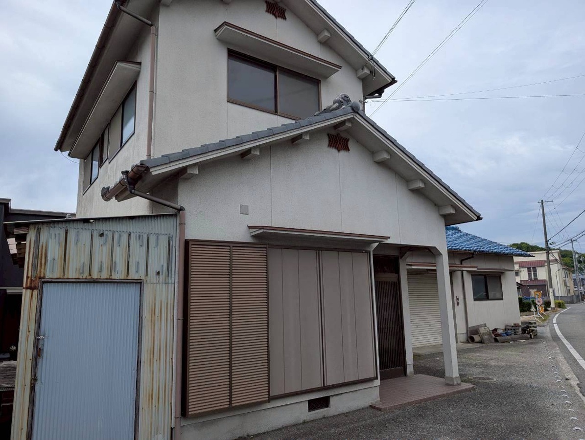 御立東戸建て1丁目12-5